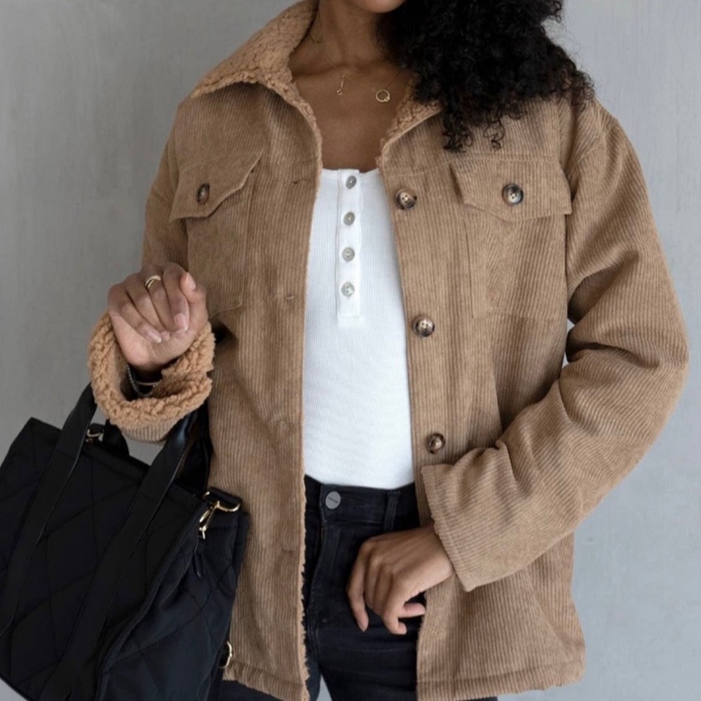 💛 bundle $13- Lex sherpa Trimmed woven Corduroy jacket- S/M Taupe